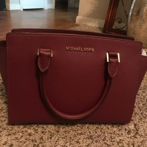Michael Kors satchel purse